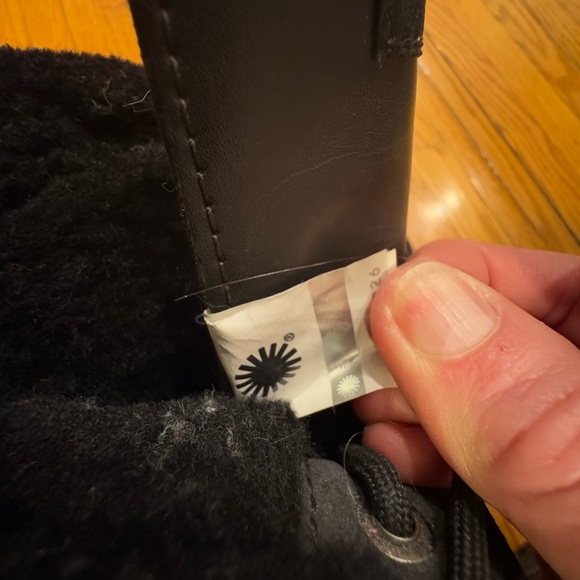 UGG Black Winter Boots with Lacing and Durable Sole - Picture 7 of 7